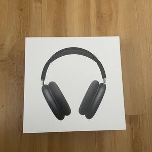 Apple Over-Ear Headphones - Black